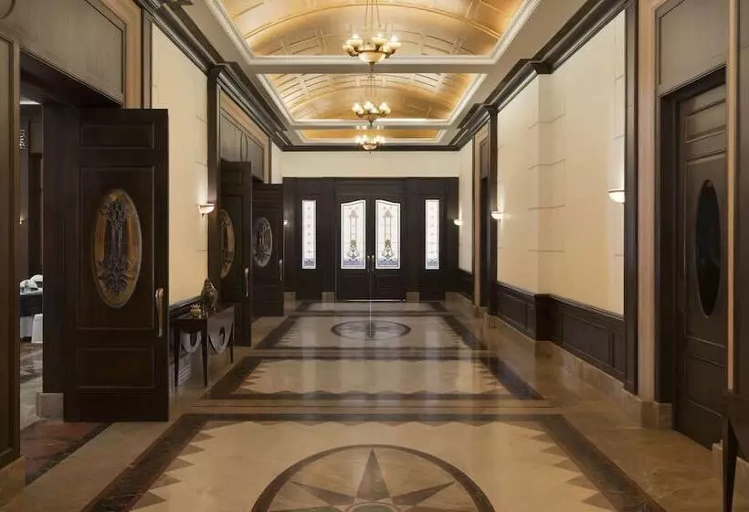 ホテル Ramada Plaza By Wyndham Jhv Varanasi