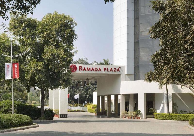 فندق Ramada Plaza By Wyndham Jhv Varanasi