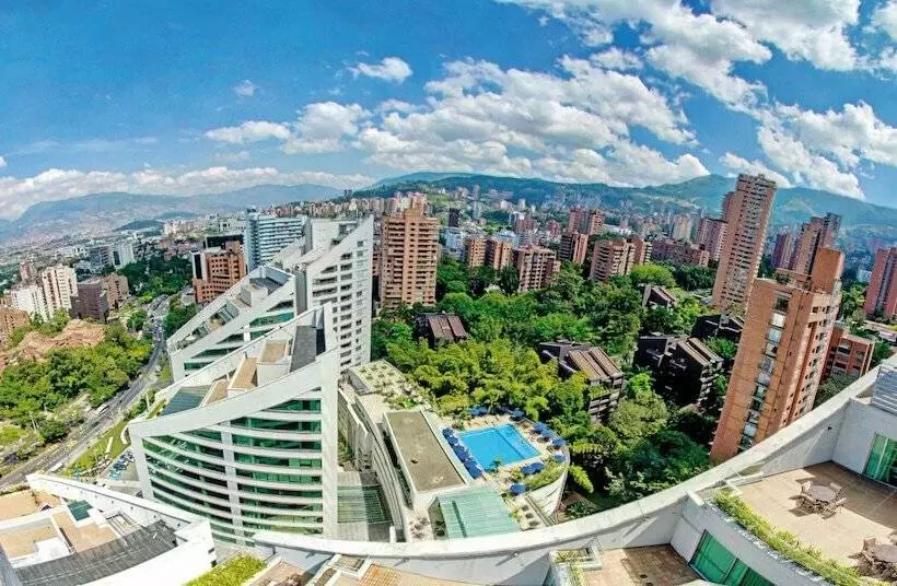 ホテル San Fernando Plaza