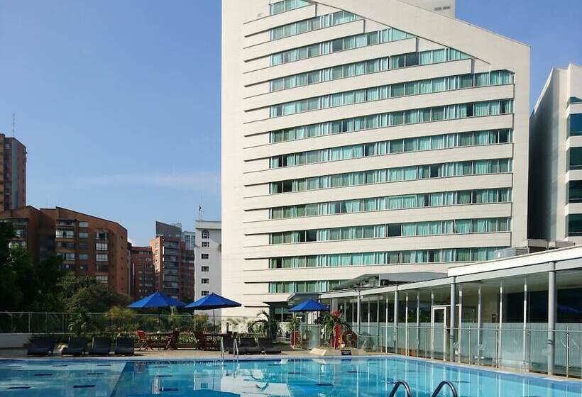 בית מלון כפרי San Fernando Plaza