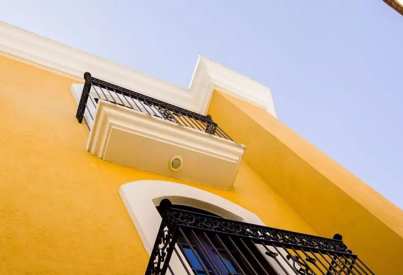 هتل Suites Bello Xochimilco By Dot Tradition