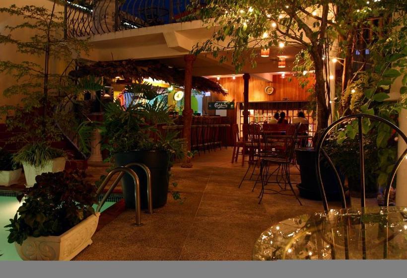 هتل The Chancellor