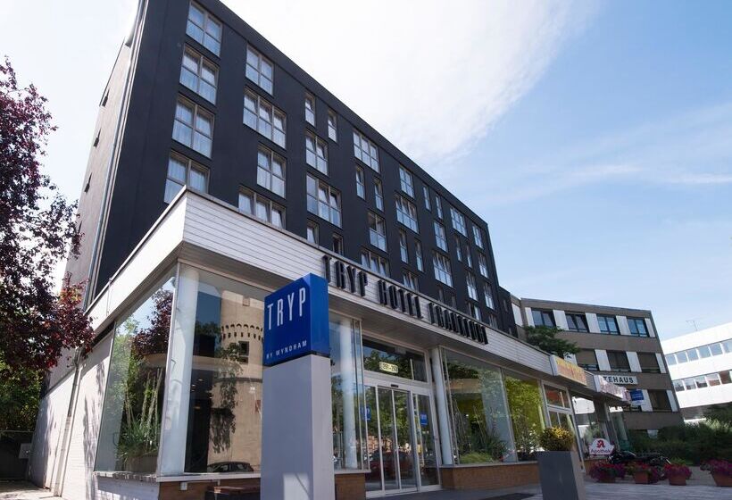 فندق Tryp By Wyndham Frankfurt