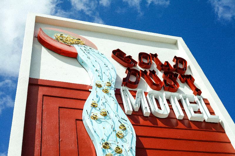 فندق على الطريق Selina Gold Dust