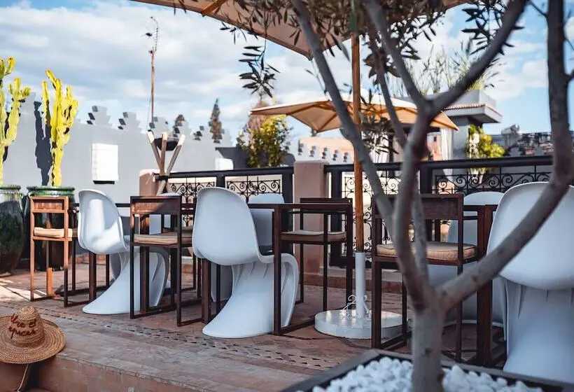 Ambre Epices Medina Riad