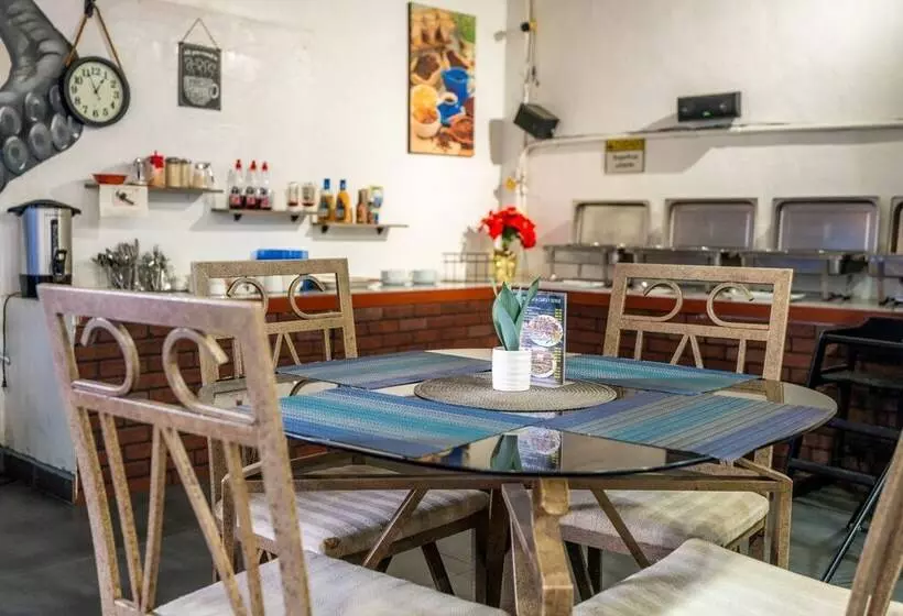 Hotelli Rose Ensenada