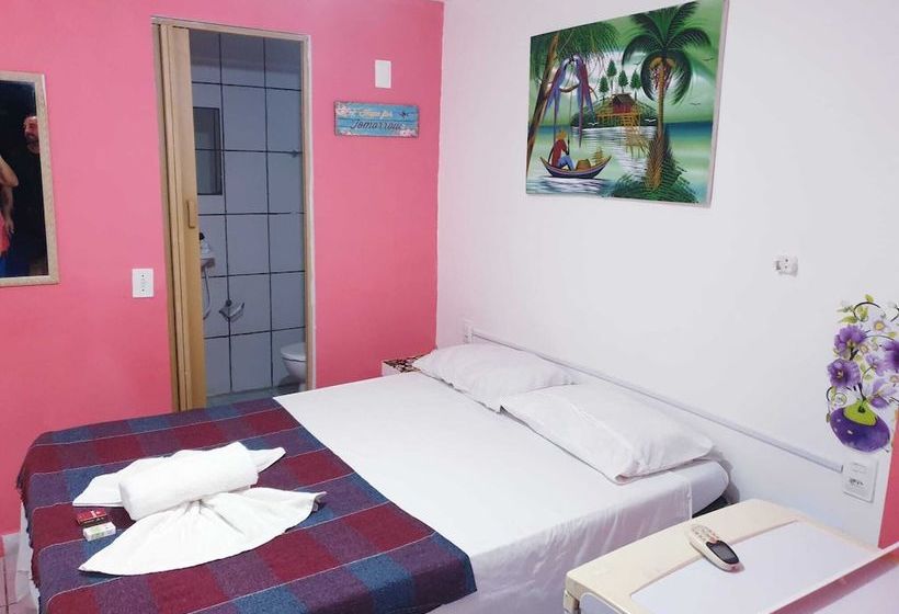 Hostel E Pousada Vila Tropical