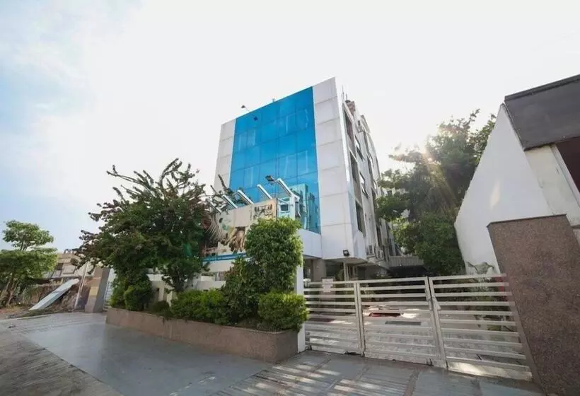 هتل Flora Inn, Nagpur