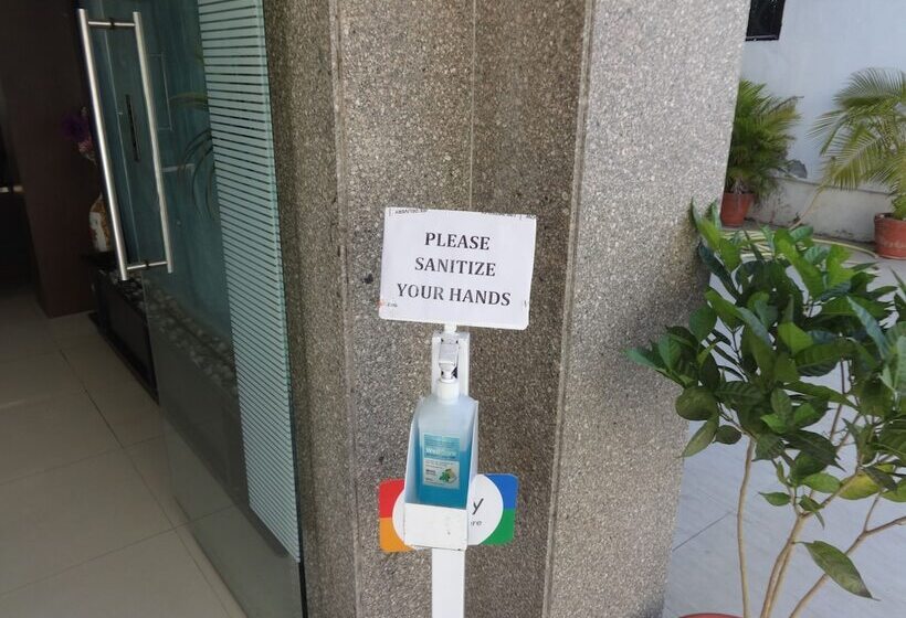 Hotel Flora Inn, Nagpur