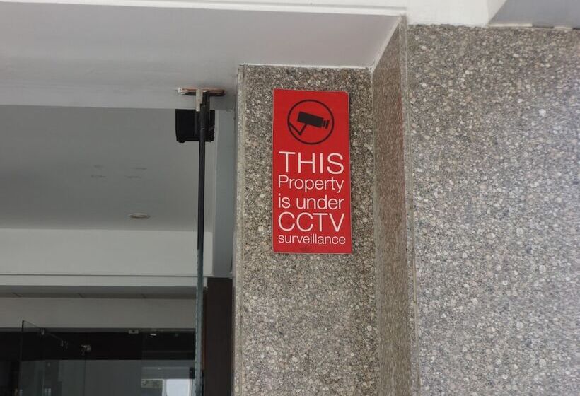 Hotel Flora Inn, Nagpur