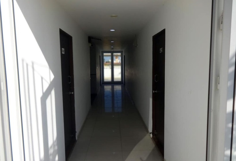 Hotel Flora Inn, Nagpur