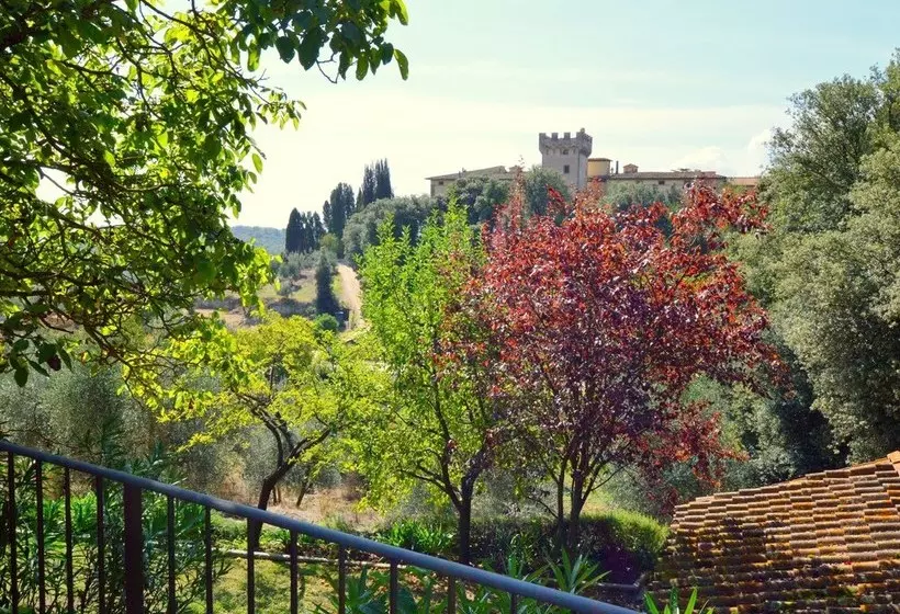 Peaceful Cottage In San Donato In Collina With Swimming Pool