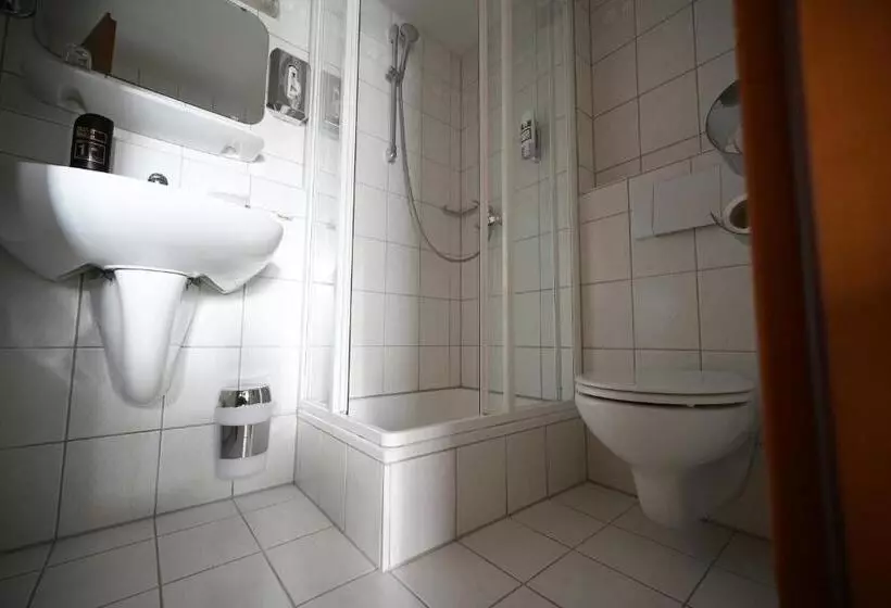 Majatalo Landhotel Hirsch