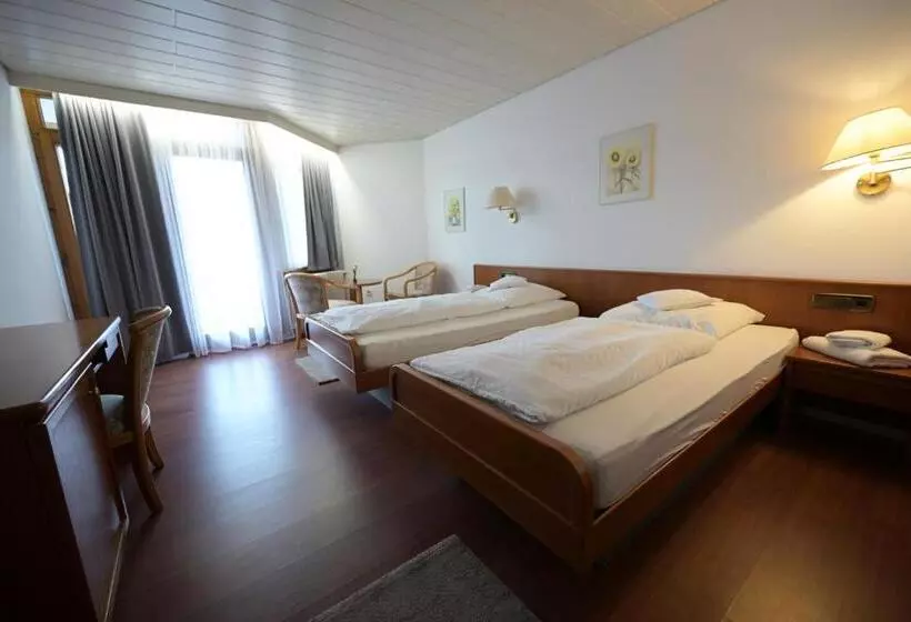 Majatalo Landhotel Hirsch