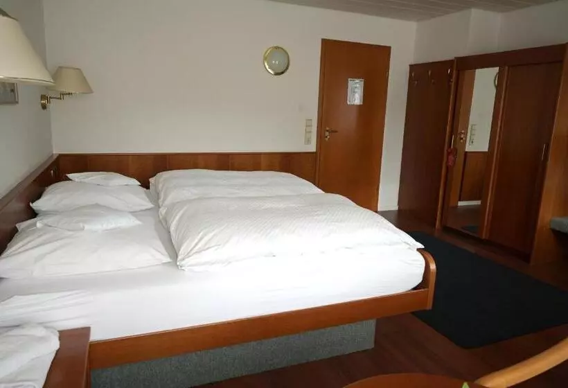 Majatalo Landhotel Hirsch