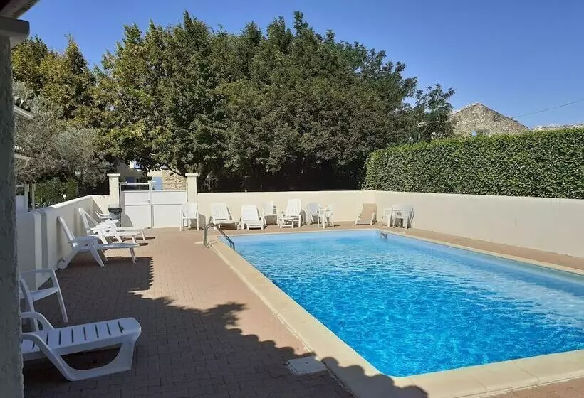 ペンション Le Mas Du Sillot