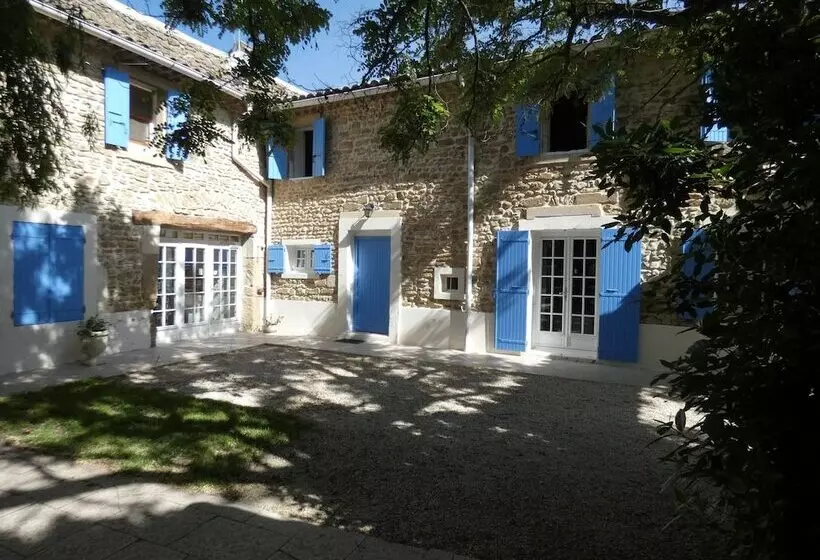 ペンション Le Mas Du Sillot