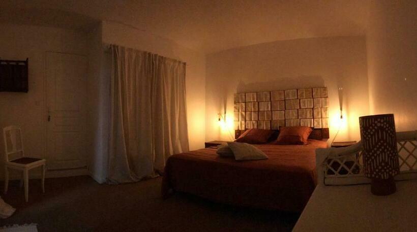 ペンション Suite Privee Tavel Le Mas De L Acacia