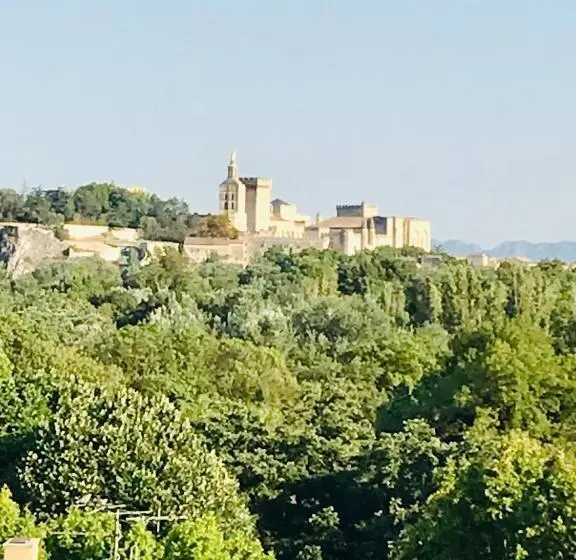 Majatalo Suite Privee Tavel   Le Mas De L Acacia