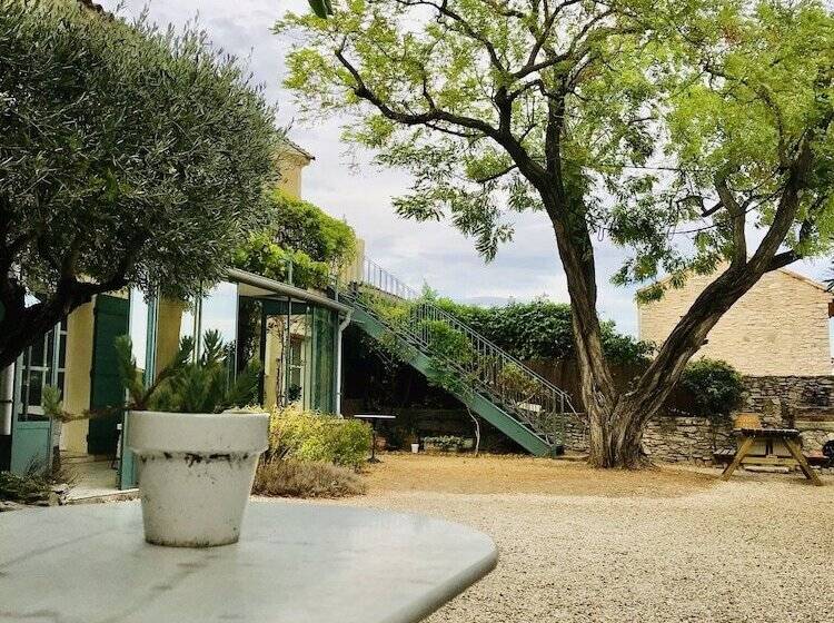 ペンション Suite Privee Tavel Le Mas De L Acacia