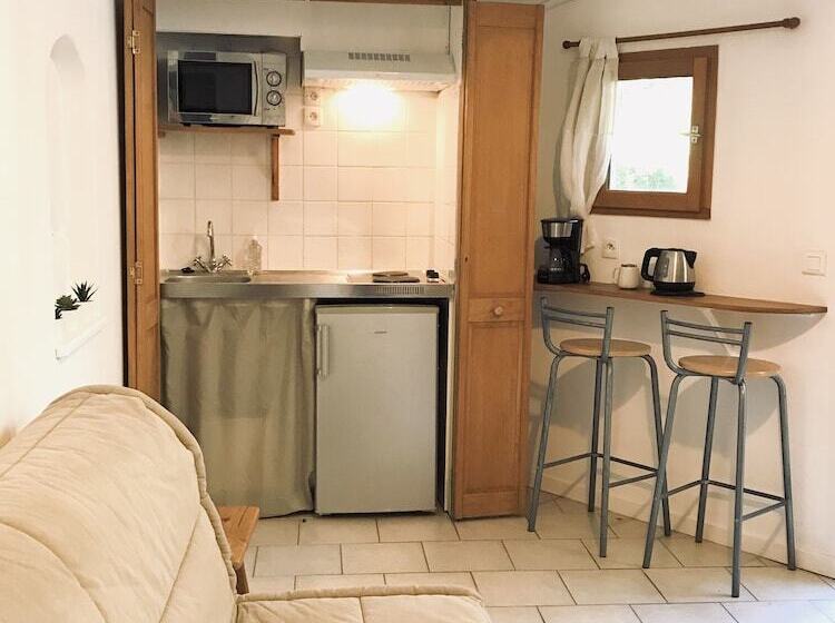 ペンション Suite Privee Tavel Le Mas De L Acacia