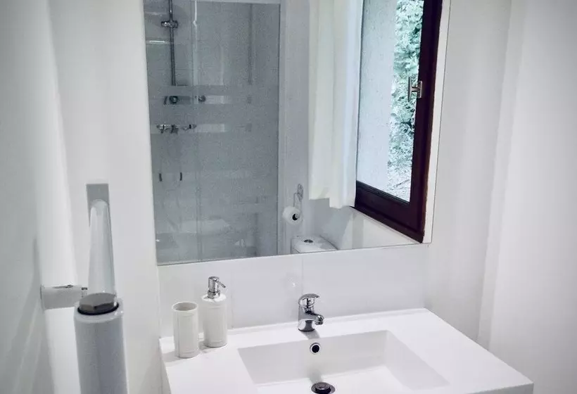 Majatalo Wisteria Gite