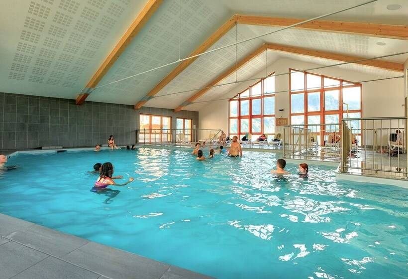 اقامتگاه Résidence Prestige Odalys Rochebrune Les Cimes