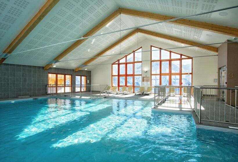 اقامتگاه Résidence Prestige Odalys Rochebrune Les Cimes