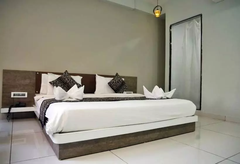 Sukh Sagar Gir Resort