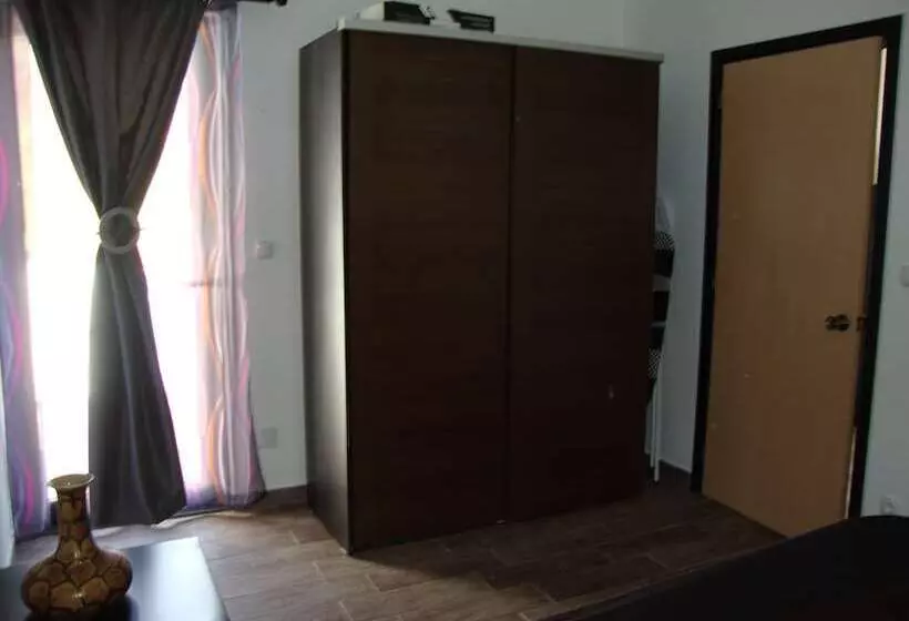 Casa Da Poça Branca