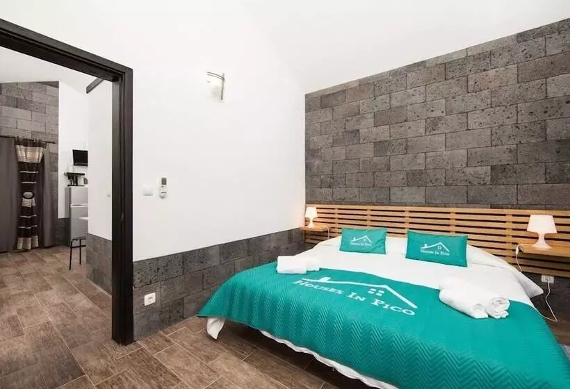 Casa Da Poça Branca