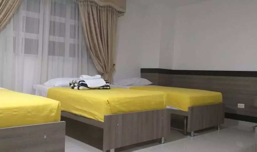 ホテル Ibague Plaza