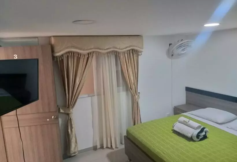 ホテル Ibague Plaza