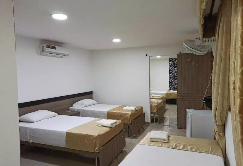 ホテル Ibague Plaza