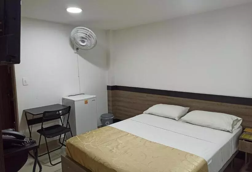 ホテル Ibague Plaza