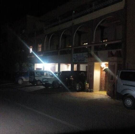 Hotel Maison D Hôtes La Vallée Des Figues