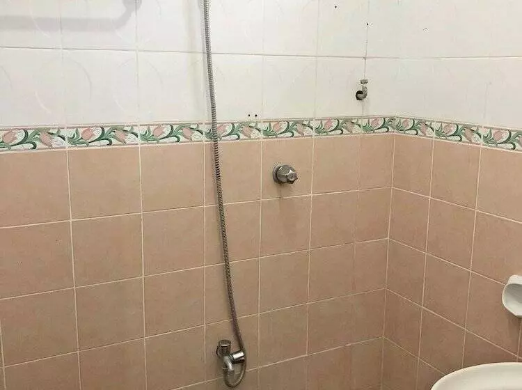 Hotelli Mt. Maculot View Resort