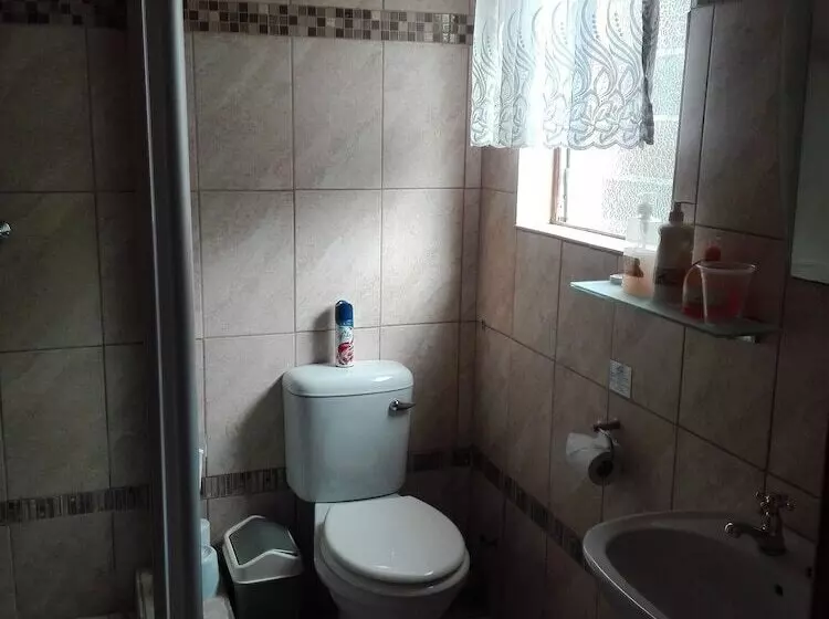 Hotelli Umzimvubu Retreat Guest House