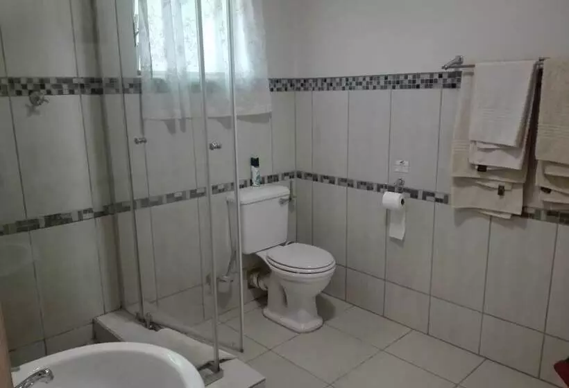 Hotelli Umzimvubu Retreat Guest House