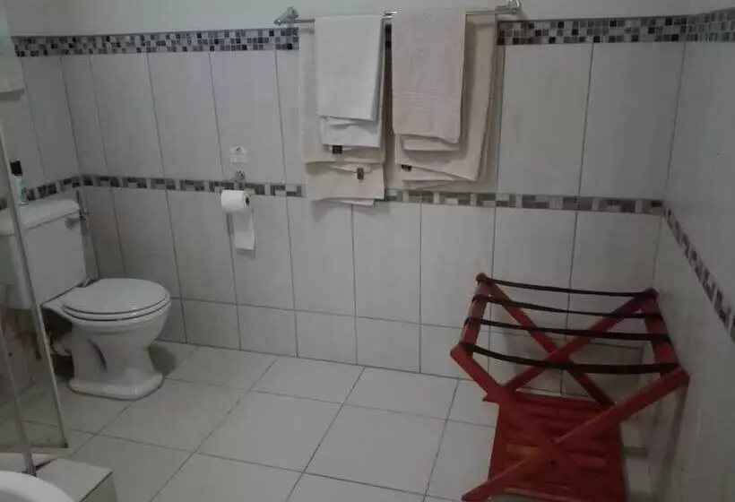 Hotelli Umzimvubu Retreat Guest House