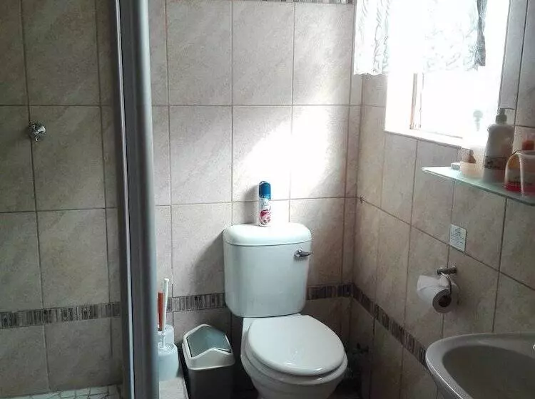 Hotelli Umzimvubu Retreat Guest House