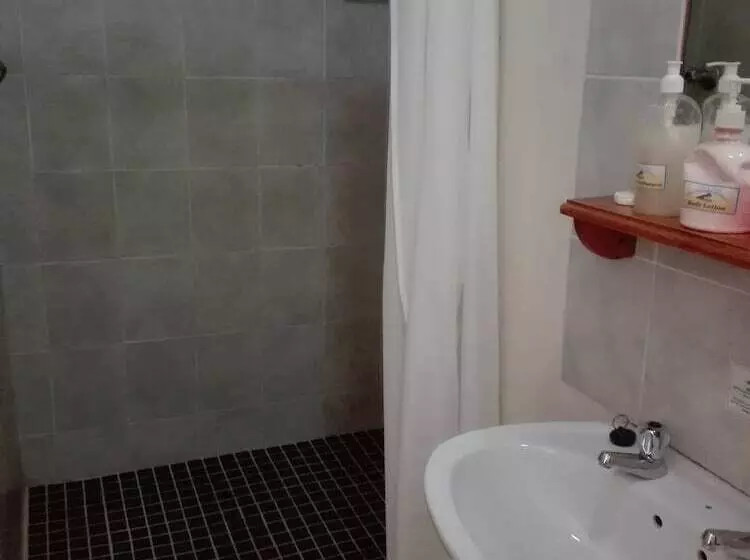 Hotelli Umzimvubu Retreat Guest House