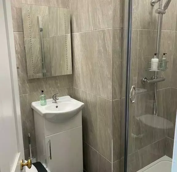 ベッドアンドブレックファースト Burleigh House B And B