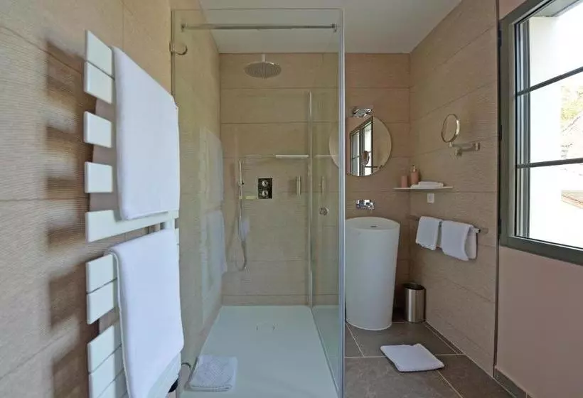 Aamiaismajoitus (B&B) Demeure Larmandier