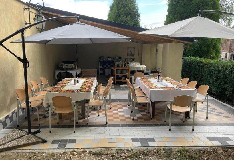 ベッドアンドブレックファースト Troubadour