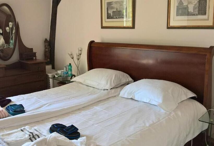 ベッドアンドブレックファースト Troubadour