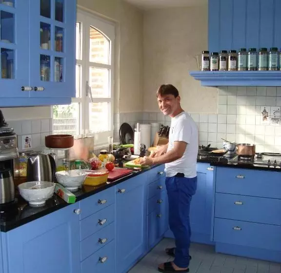 Aamiaismajoitus (B&B) Troubadour