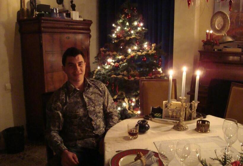 ベッドアンドブレックファースト Troubadour