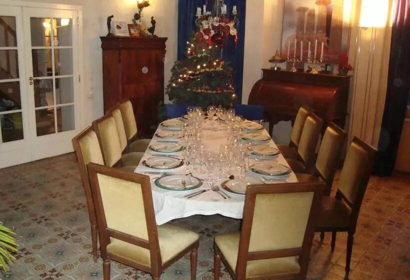 Aamiaismajoitus (B&B) Troubadour