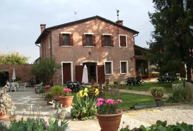 ホテル Agriturismo Antica Corte Cason